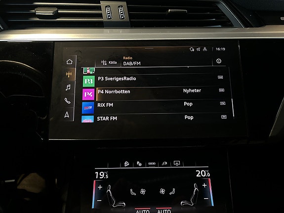 Audi Q8 11 of 23