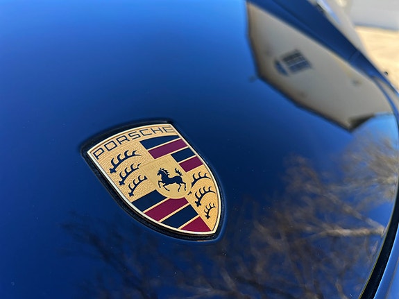 Porsche 718 Cayman 12 of 29