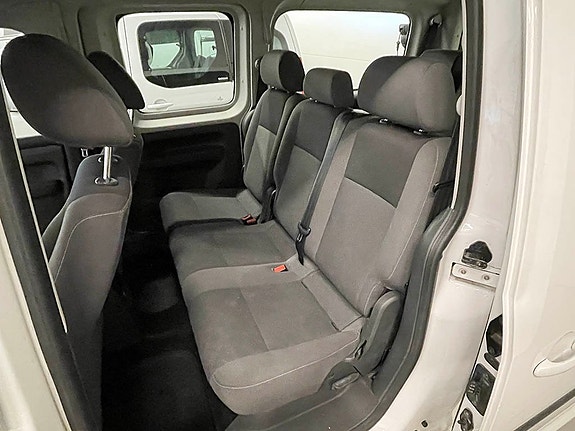 Volkswagen Caddy Maxi 4 of 5