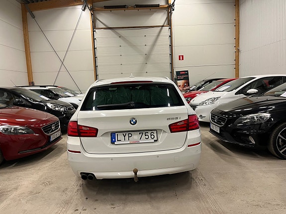 BMW 528 4 of 5