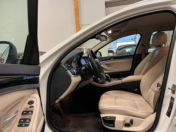 BMW 528 13 of 17