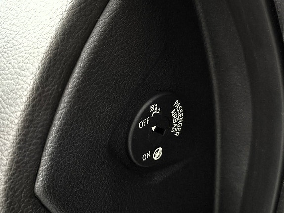 BMW 218 25 of 28