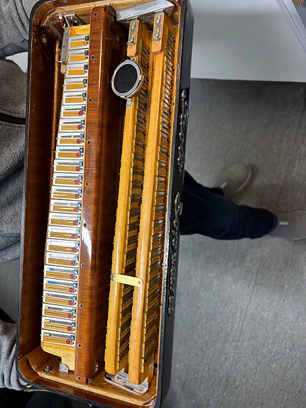 Product image 7 of 9