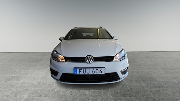 Volkswagen Golf VII 3 of 11