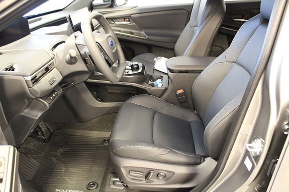 Subaru Solterra 6 of 9