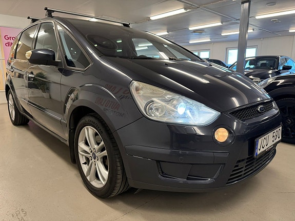 Ford S-MAX 11 of 27