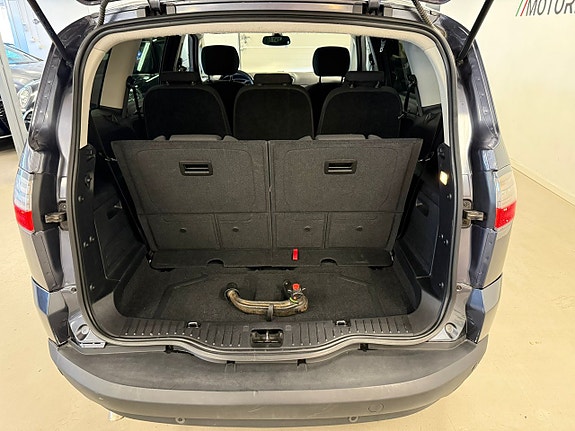 Ford S-MAX 8 of 27