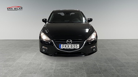 Mazda 3 2 of 5
