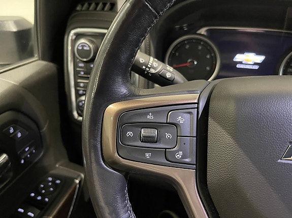 Chevrolet Silverado 2500 16 of 30