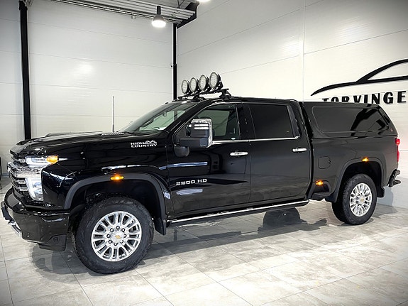 Chevrolet Silverado 2500 3 of 5