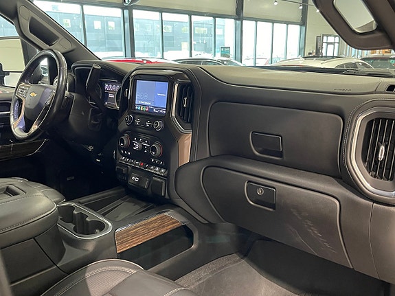 Chevrolet Silverado 2500 28 of 30