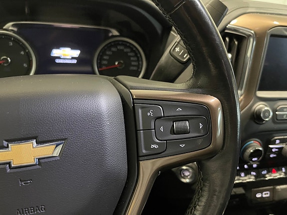 Chevrolet Silverado 2500 17 of 30
