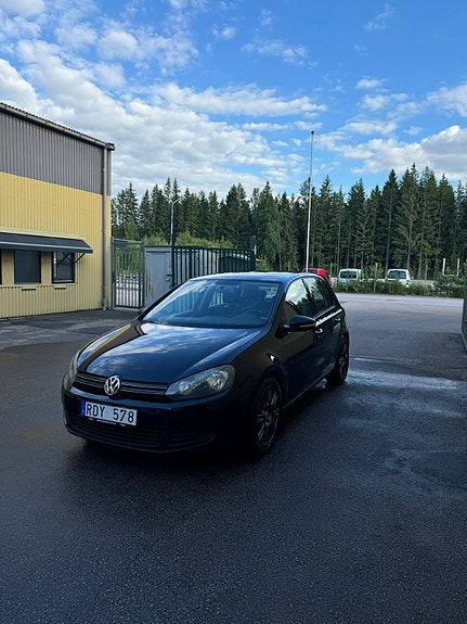 Volkswagen Golf VI