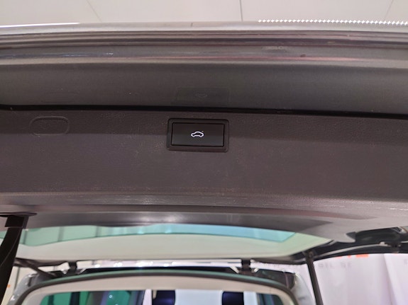Volkswagen Multivan 17 of 21