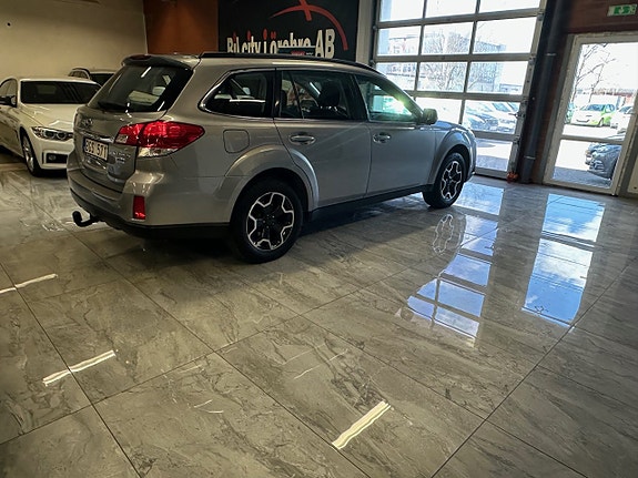 Subaru Outback 5 of 5