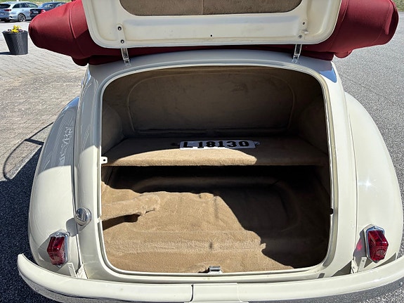Morris Minor 22 of 25