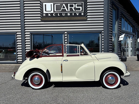 Morris Minor 2 of 25