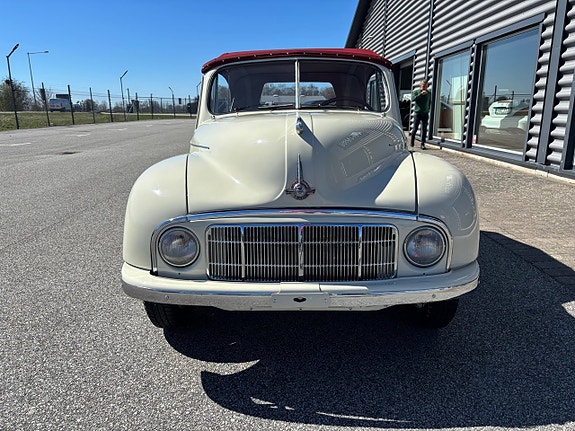 Morris Minor 11 of 25