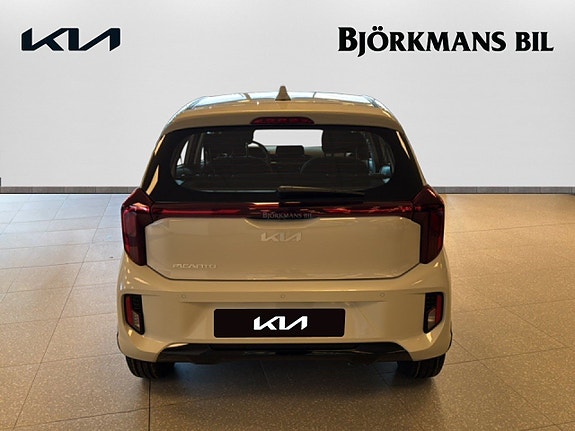 Kia Picanto 5 of 19