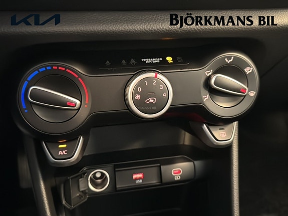 Kia Picanto 13 of 19