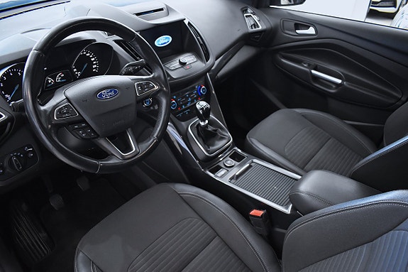 Ford Kuga 7 of 23