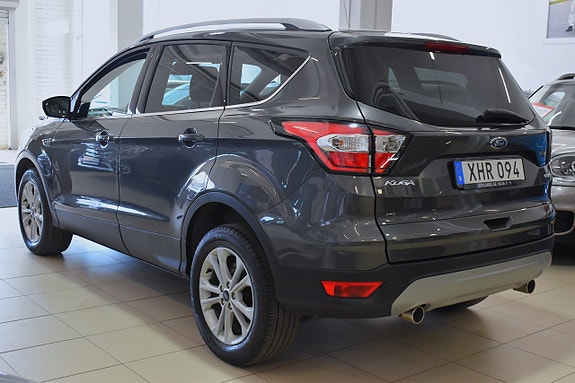 Ford Kuga 3 of 23