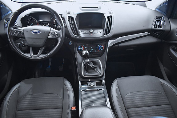 Ford Kuga 6 of 23
