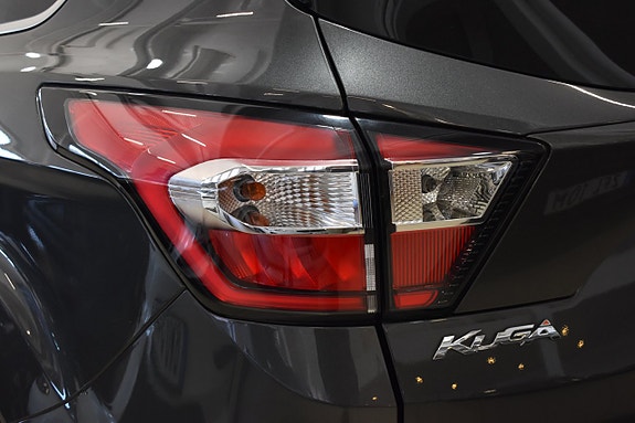 Ford Kuga 22 of 23
