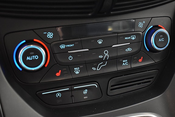 Ford Kuga 17 of 23