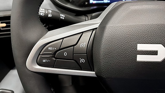 Dacia Sandero 18 of 26