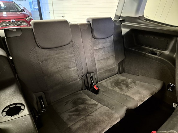 Volkswagen Touran 28 of 29