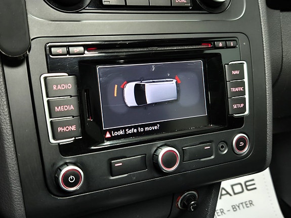 Volkswagen Touran 18 of 29