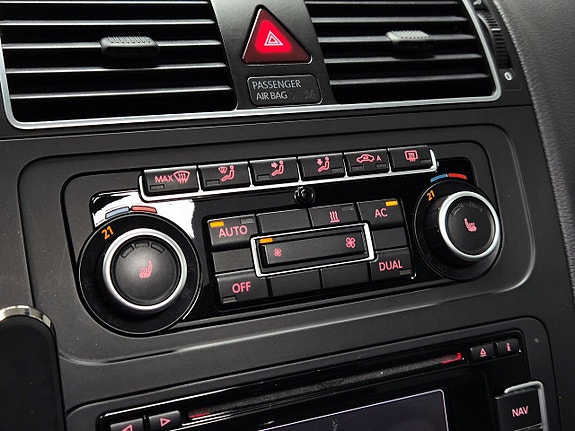 Volkswagen Touran 16 of 29