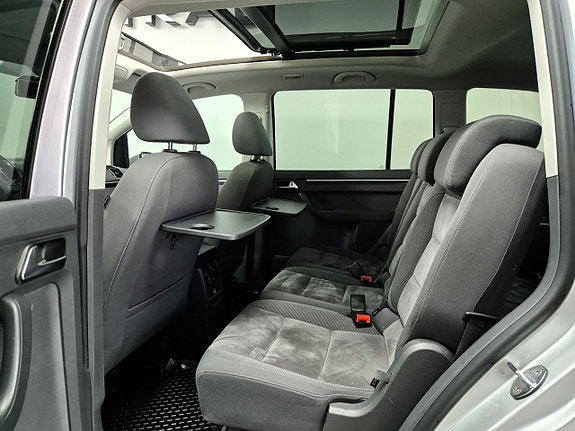 Volkswagen Touran 24 of 29