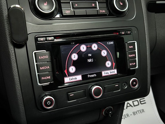 Volkswagen Touran 17 of 29