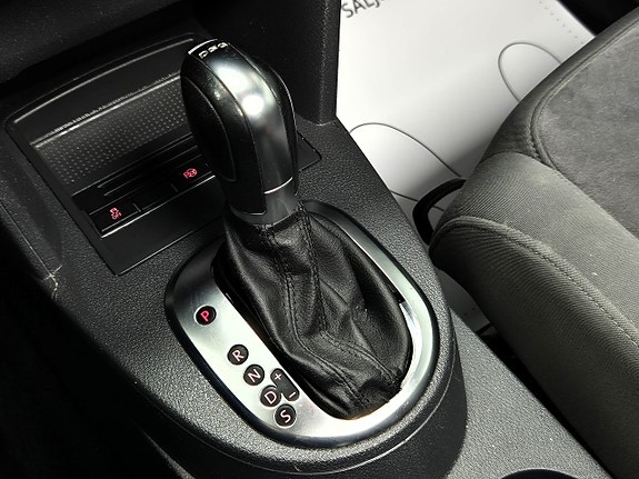 Volkswagen Touran 21 of 29