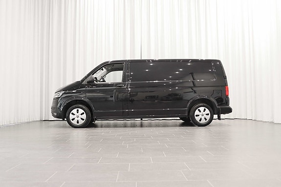 Volkswagen Transporter 2 of 5