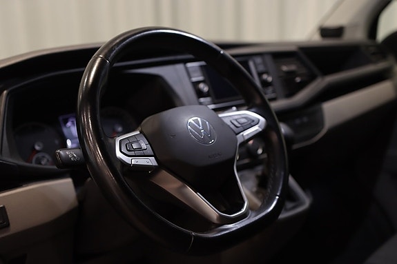 Volkswagen Transporter 8 of 16