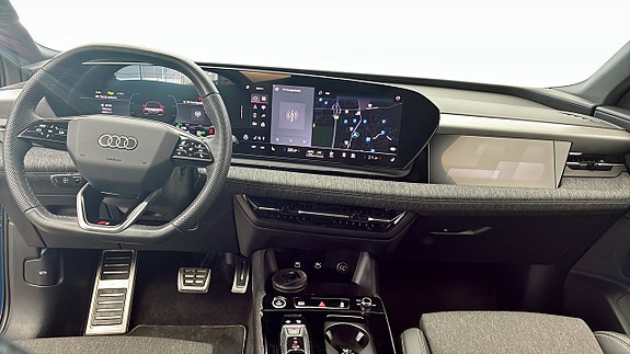 Audi Q6 e-tron 10 of 13