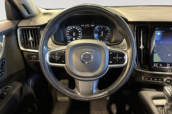 Volvo V90 13 of 17
