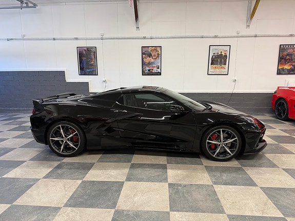 Chevrolet Corvette 2 of 23