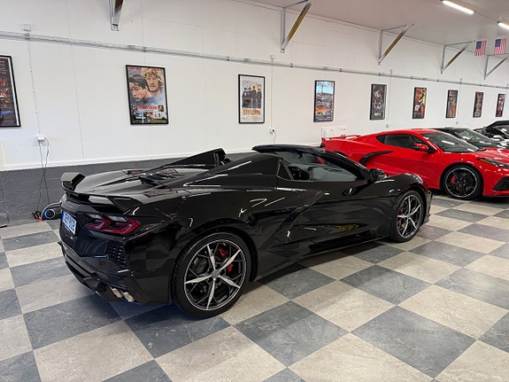 Chevrolet Corvette 17 of 23