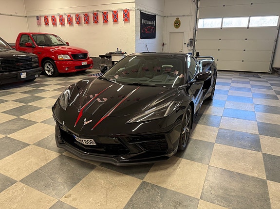 Chevrolet Corvette 14 of 23