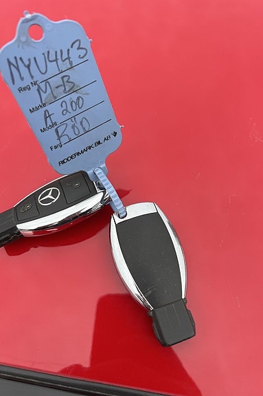 Mercedes-Benz A200 13 of 15