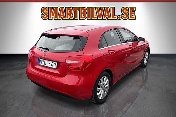 Mercedes-Benz A200 4 of 5