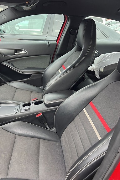 Mercedes-Benz A200 8 of 15