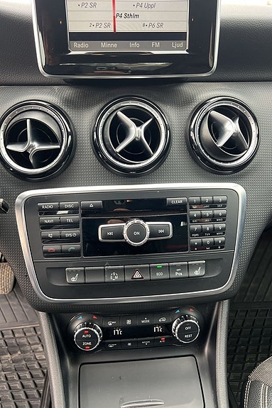 Mercedes-Benz A200 11 of 15