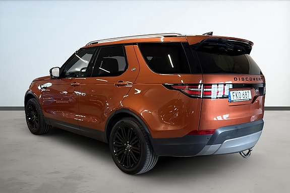 Land Rover Discovery 3 of 5