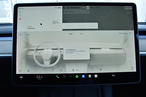 Tesla Model Y 17 of 23