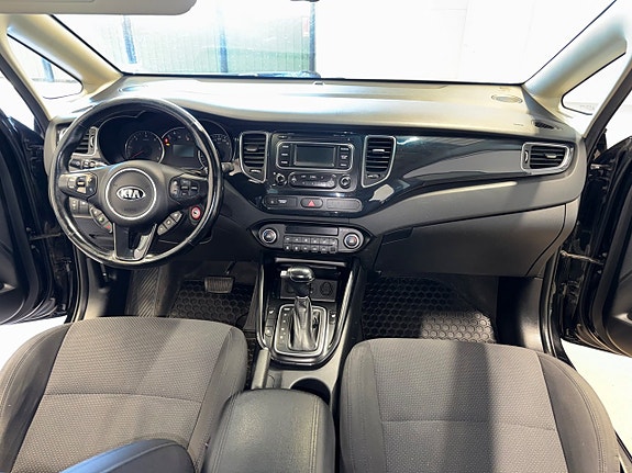 Kia Carens 14 of 21